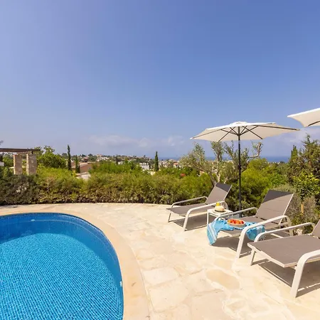 Serenity Sea View 3 Bedroom Klorakas