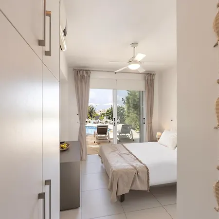 ヴィラ Serenity Sea View 3 Bedroom Klorakas