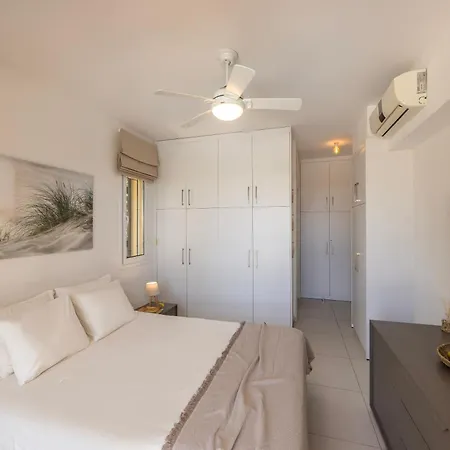 Serenity Sea View 3 Bedroom *