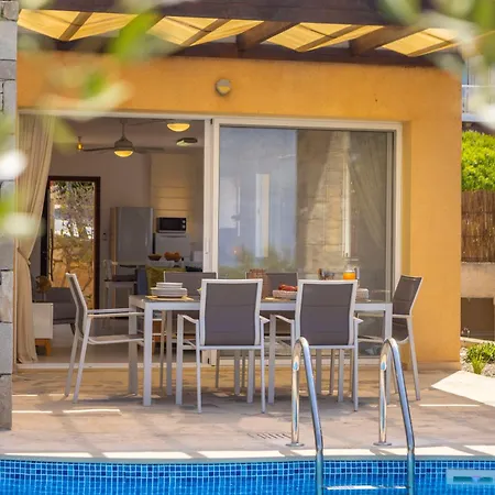 ヴィラ Serenity Sea View 3 Bedroom Klorakas